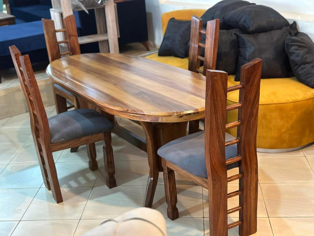 Kasubi Oval Dining Set in the Lucky Interiors showroom